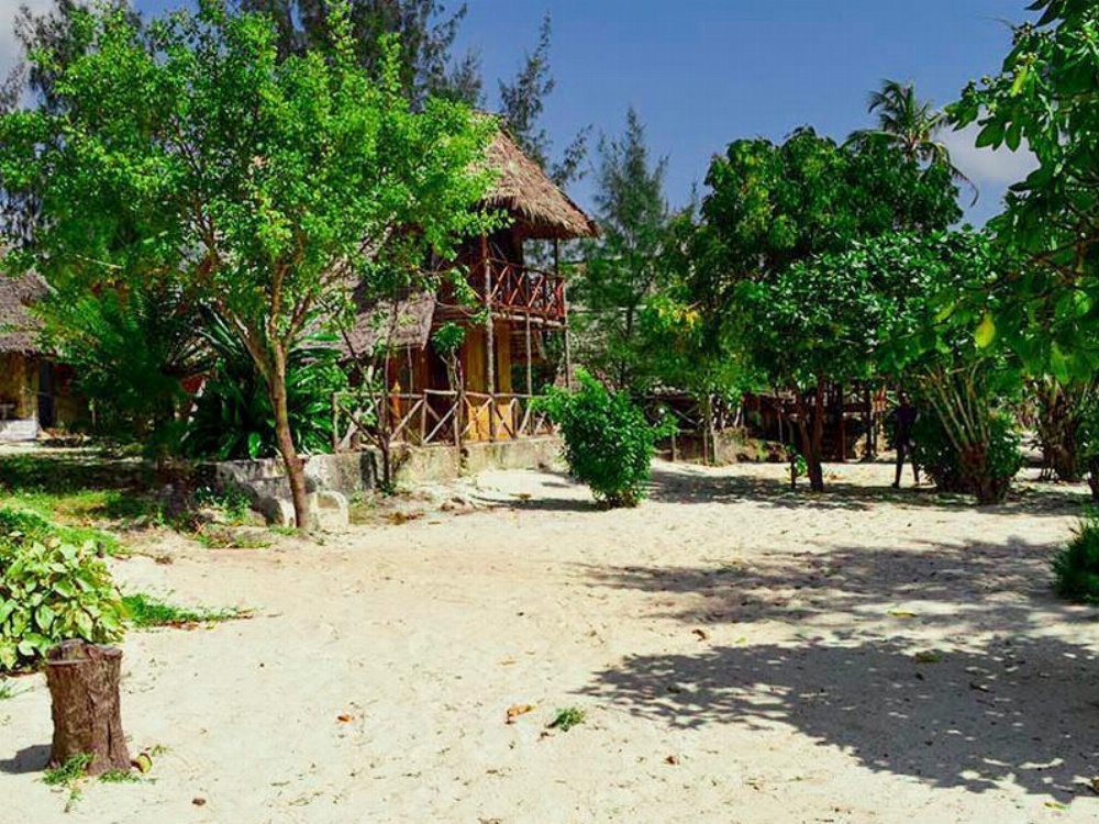 Pakachi Beach Hotel and Resort